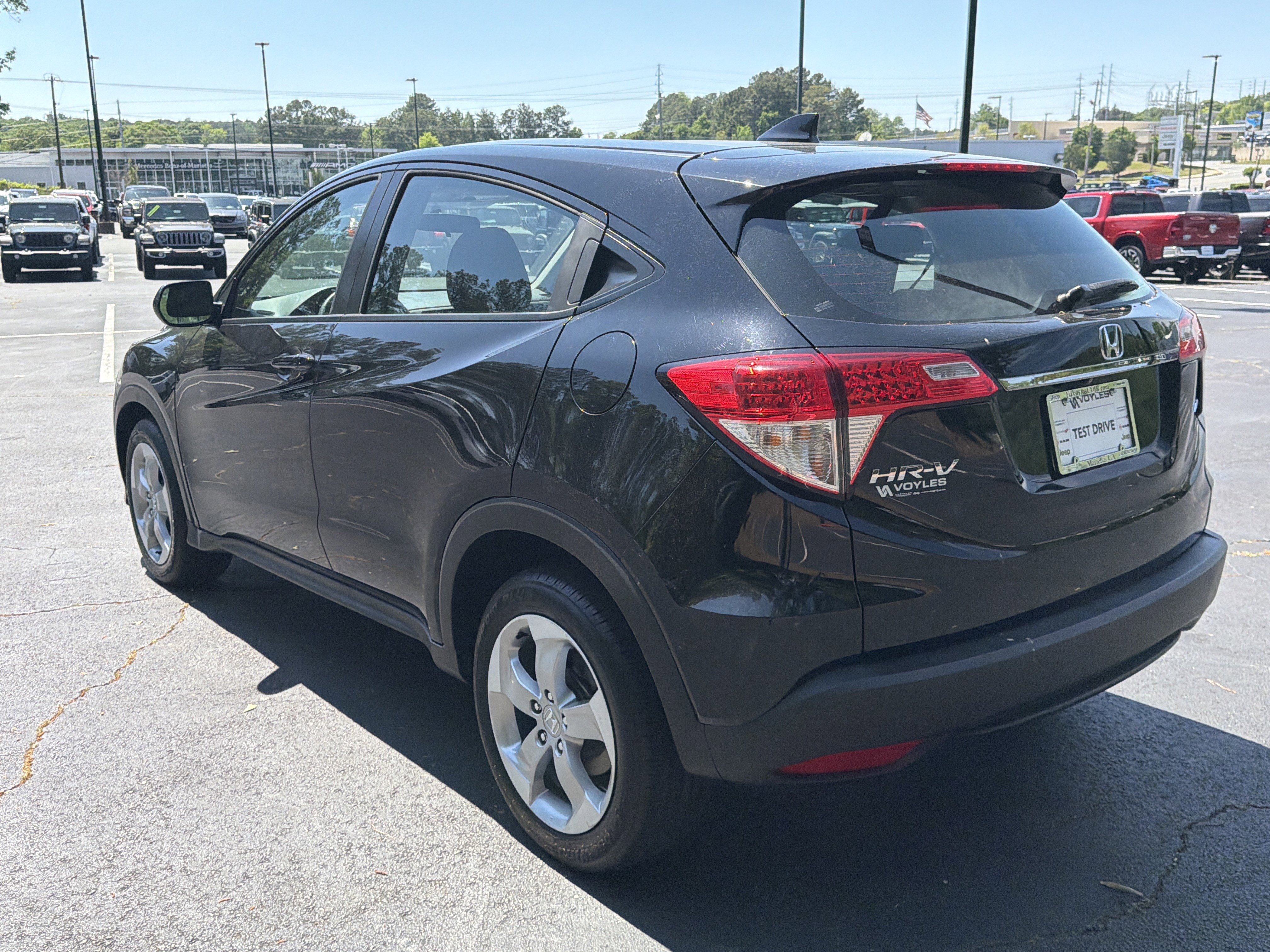 Used 2019 Honda HR-V LX image 6