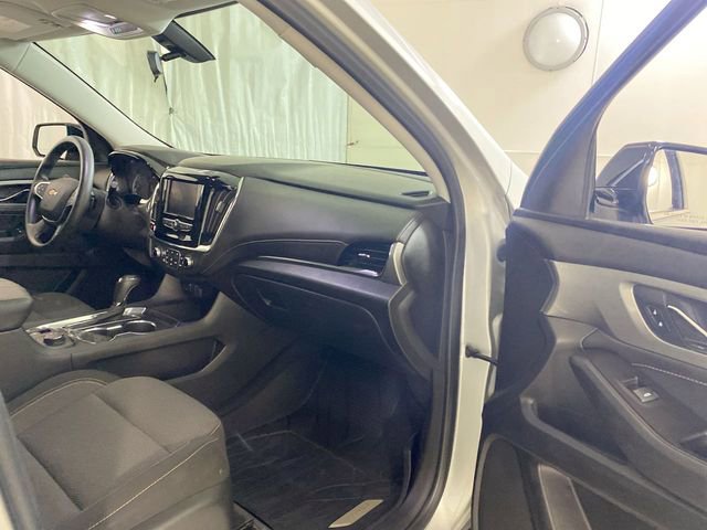 Used 2020 Chevrolet Traverse LS w/ LPO, Floor Liner Package FWD image 29