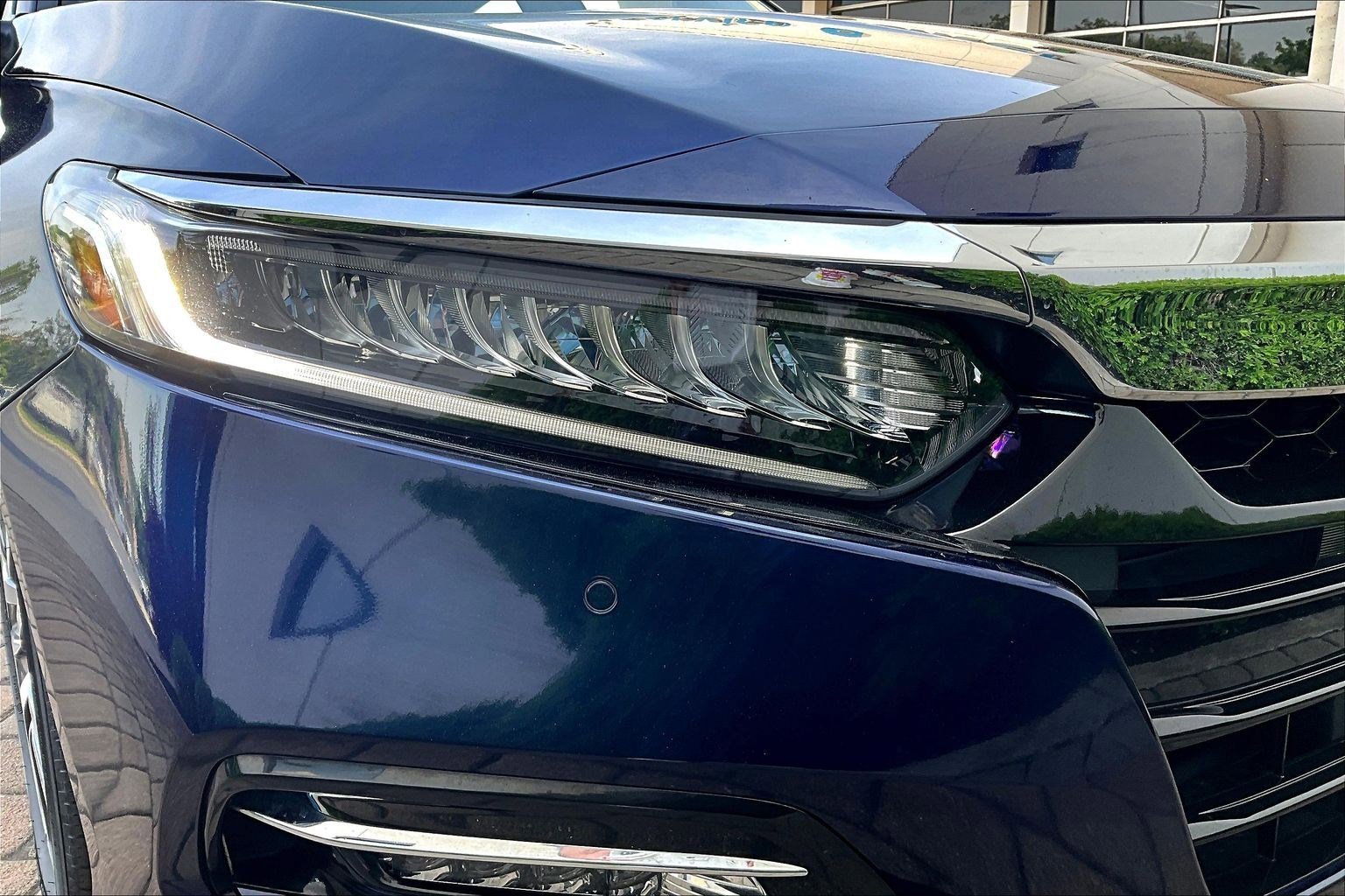 Used 2018 Honda Accord Touring image 31