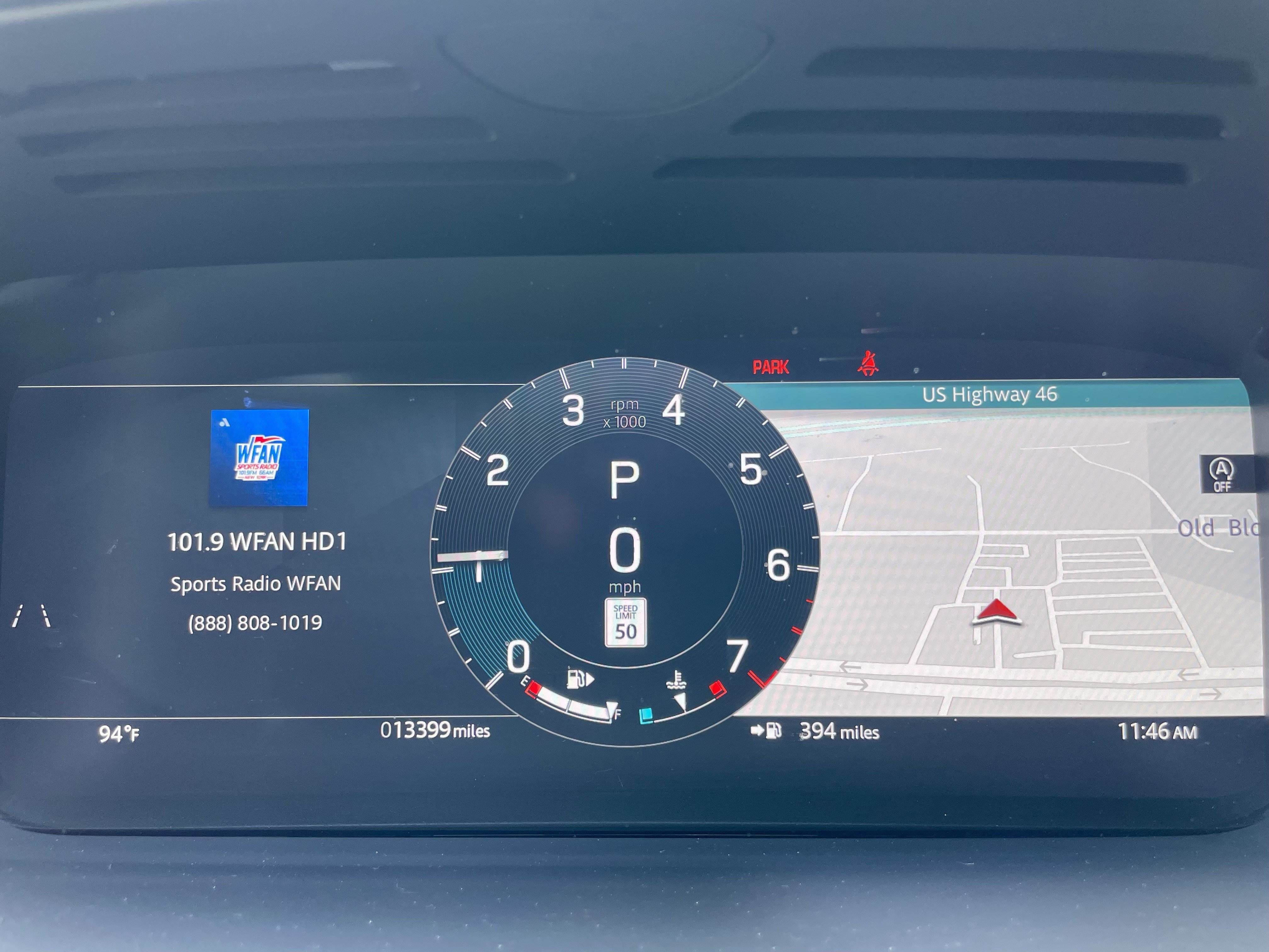 Certified 2025 Land Rover Discovery Dynamic SE AWD/4WD image 24