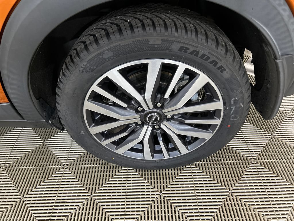 Used 2023 Nissan Kicks SV FWD image 10