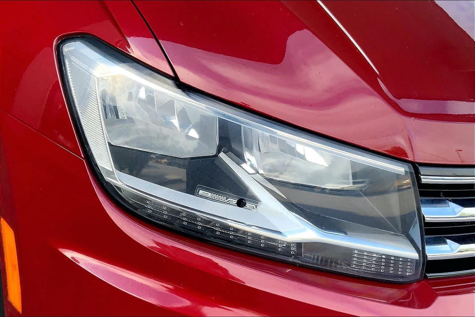 Used 2019 Volkswagen Tiguan SE w/ Panoramic Sunroof Package AWD/4WD image 28