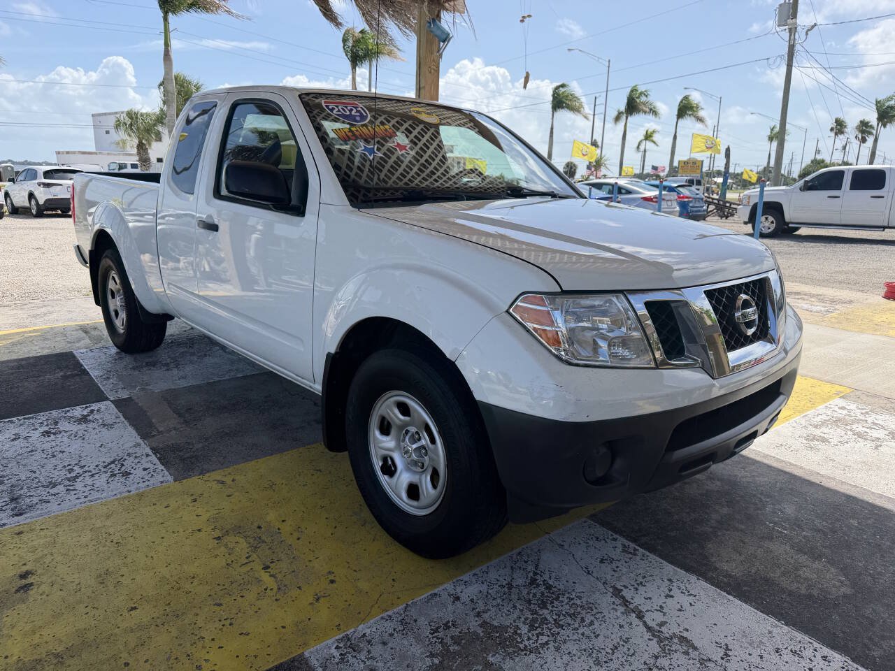 Used 2021 Nissan Frontier S RWD image 3