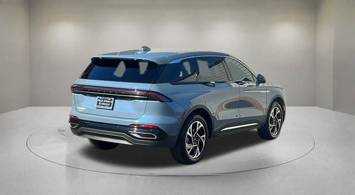 New 2026 Lincoln Nautilus Premier w/ Equipment Group 102A image 4