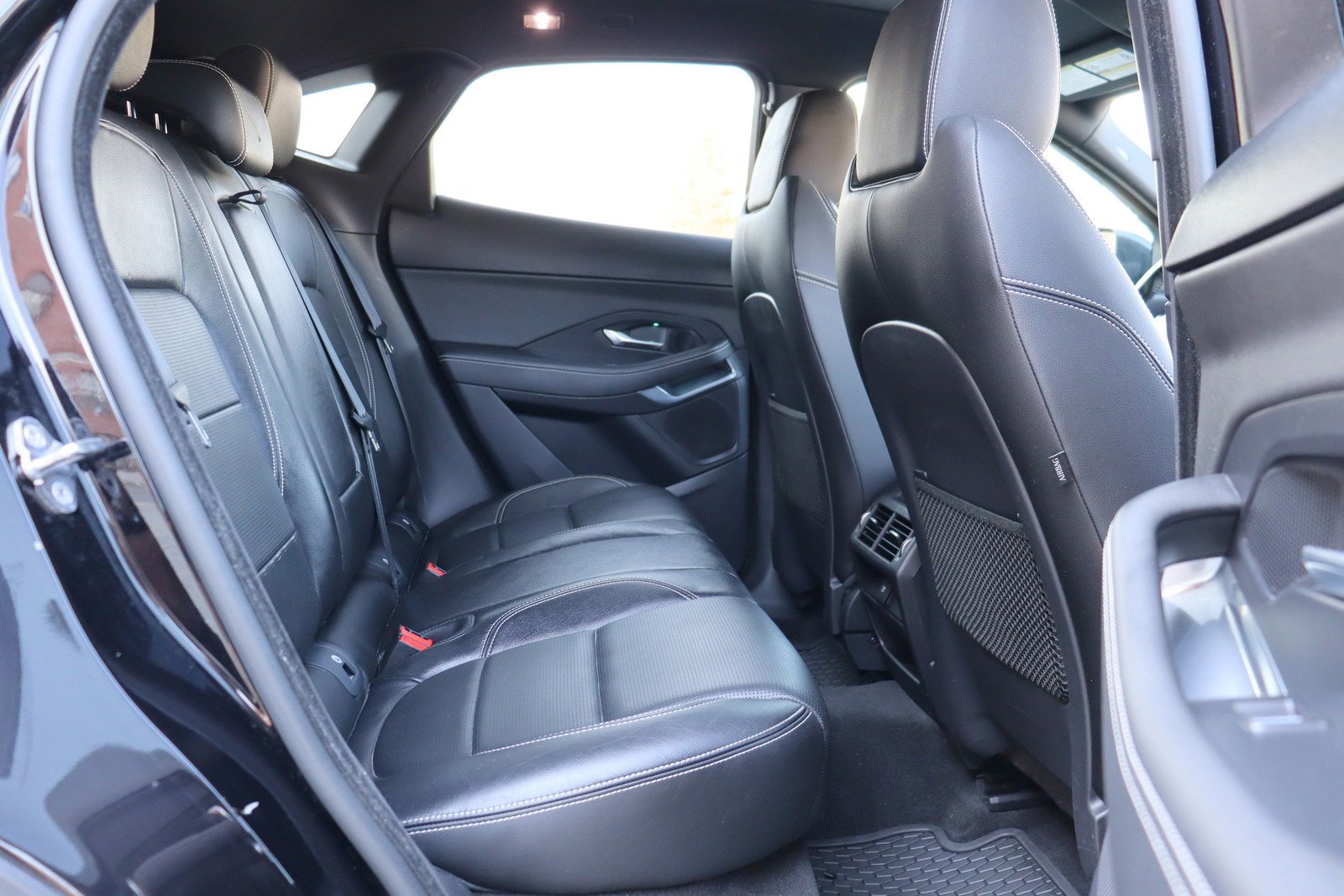 Used 2019 Jaguar E-PACE R-Dynamic S image 18