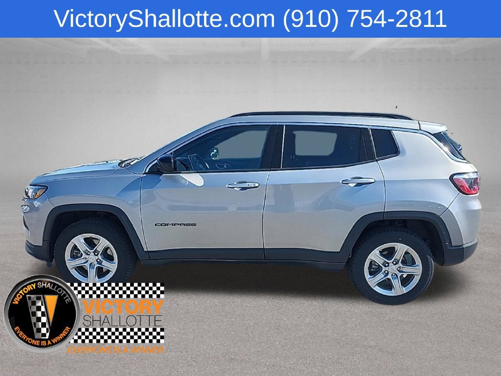 Certified 2024 Jeep Compass Latitude AWD/4WD image 19