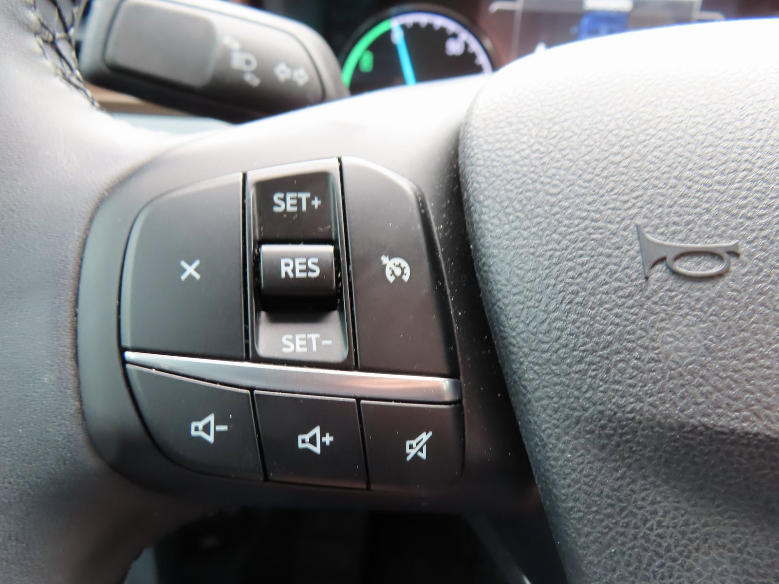 Used 2023 Ford Maverick Lariat image 19