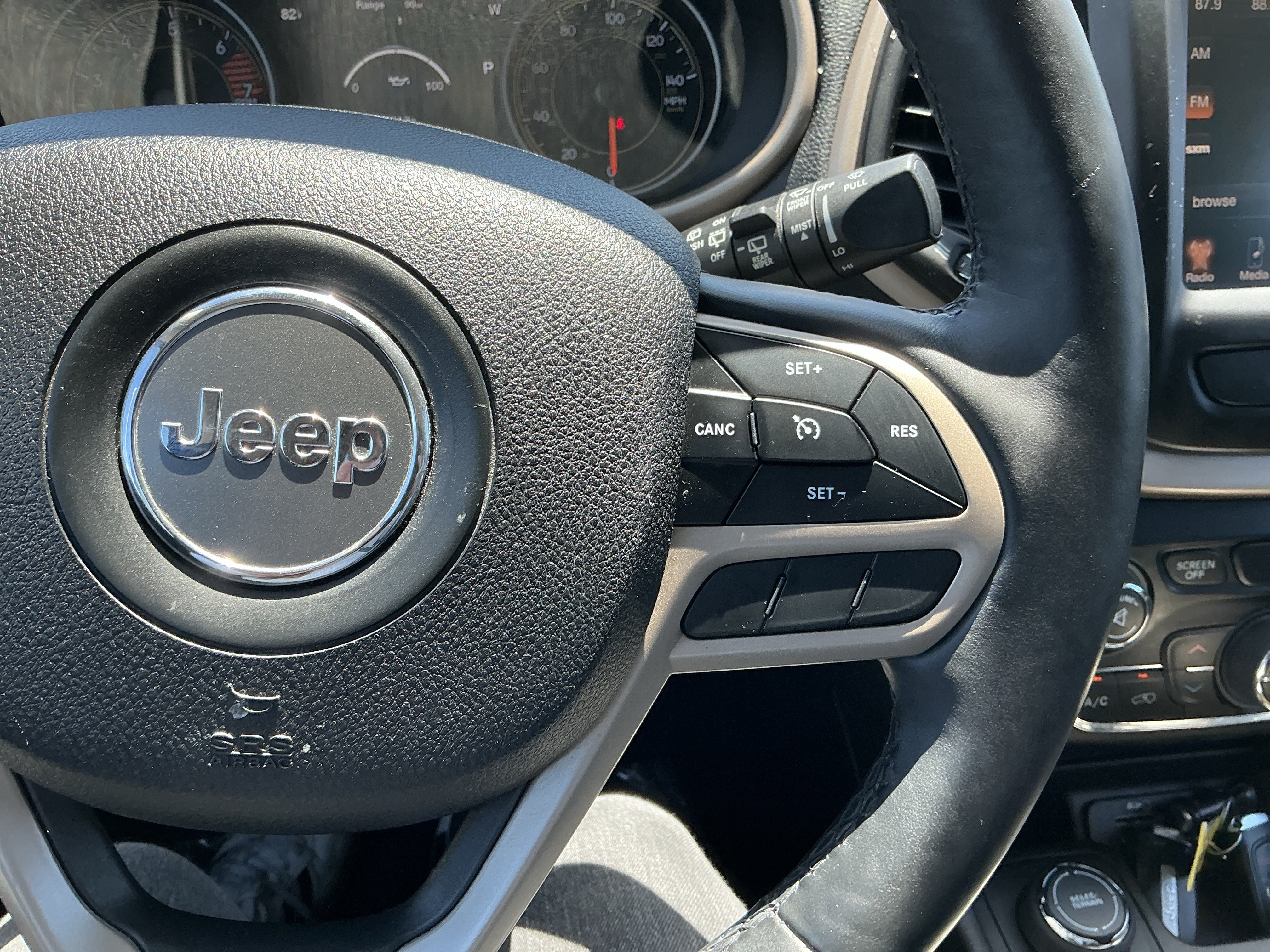 Used 2017 Jeep Cherokee High Altitude AWD/4WD image 24