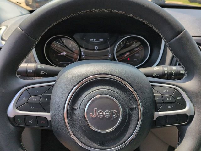 Used 2021 Jeep Compass Latitude w/ Sun and Sound Group image 33