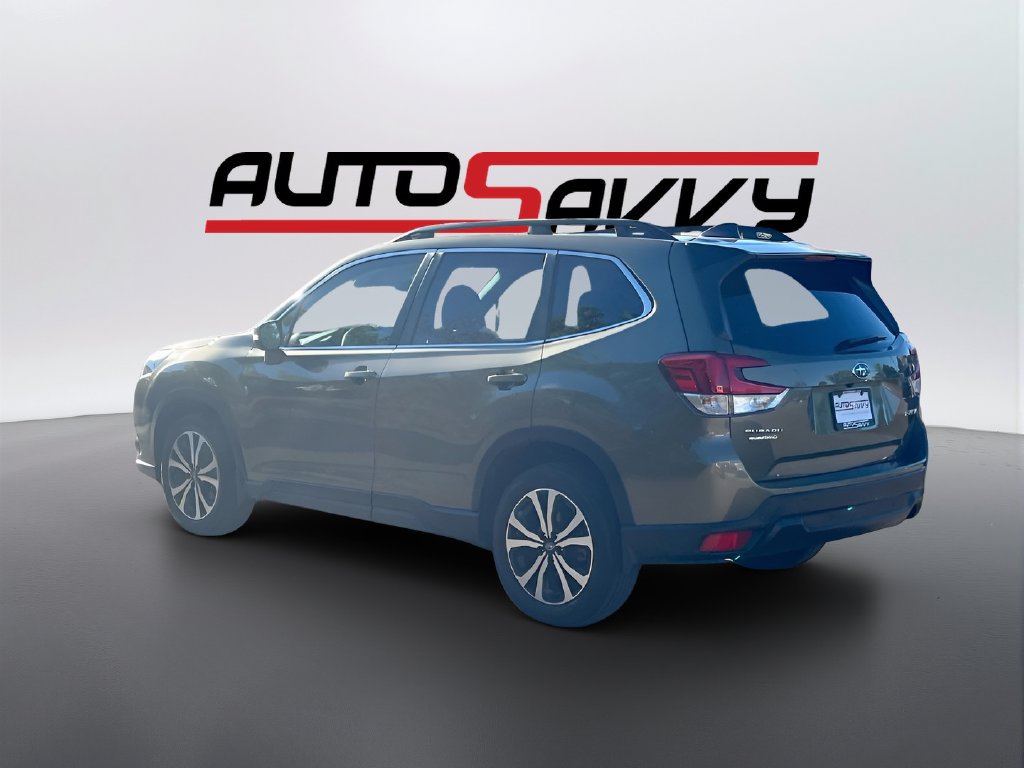 Used 2024 Subaru Forester Limited AWD/4WD image 5
