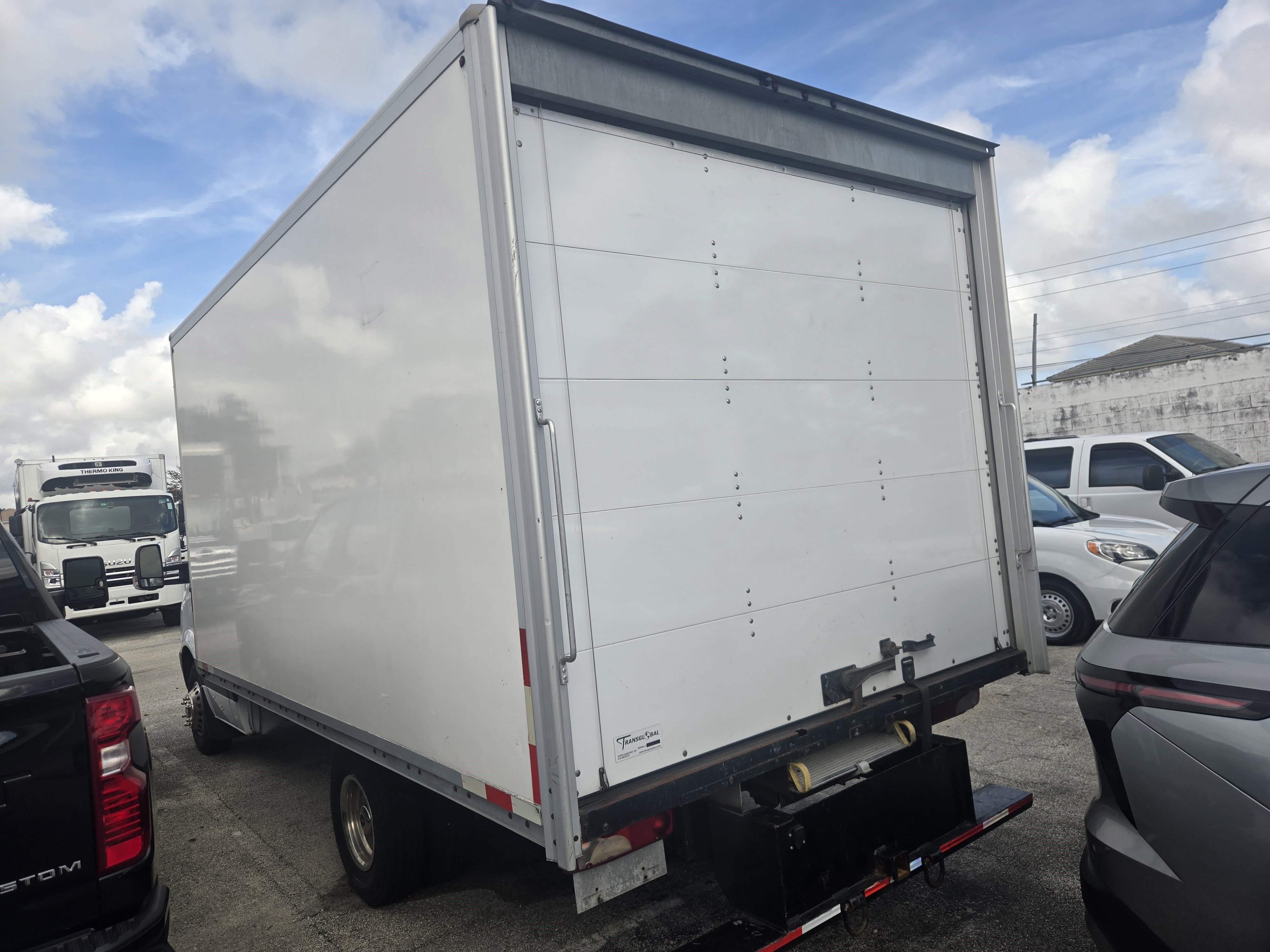Used 2014 Mercedes-Benz Sprinter 3500 image 4