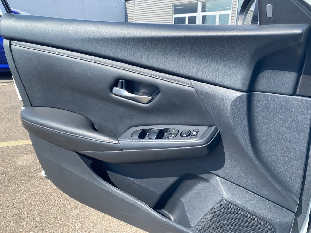 Used 2024 Nissan Sentra SV image 13