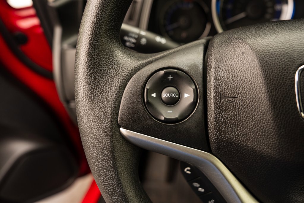 Used 2015 Honda Fit LX image 16