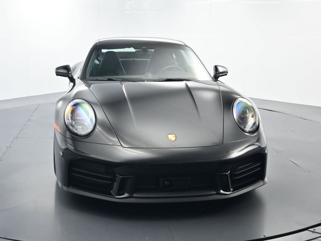 Used 2025 Porsche 911 Carrera image 18