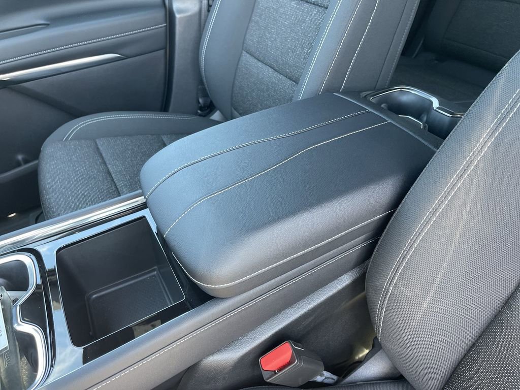 New 2026 Chevrolet Traverse LT w/ Driver Confidence Package FWD image 20