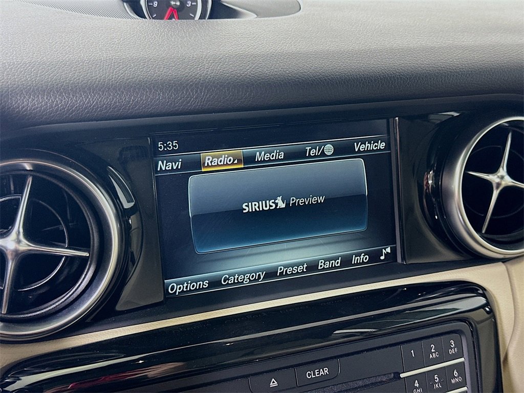 Used 2020 Mercedes-Benz SLC 300 image 27