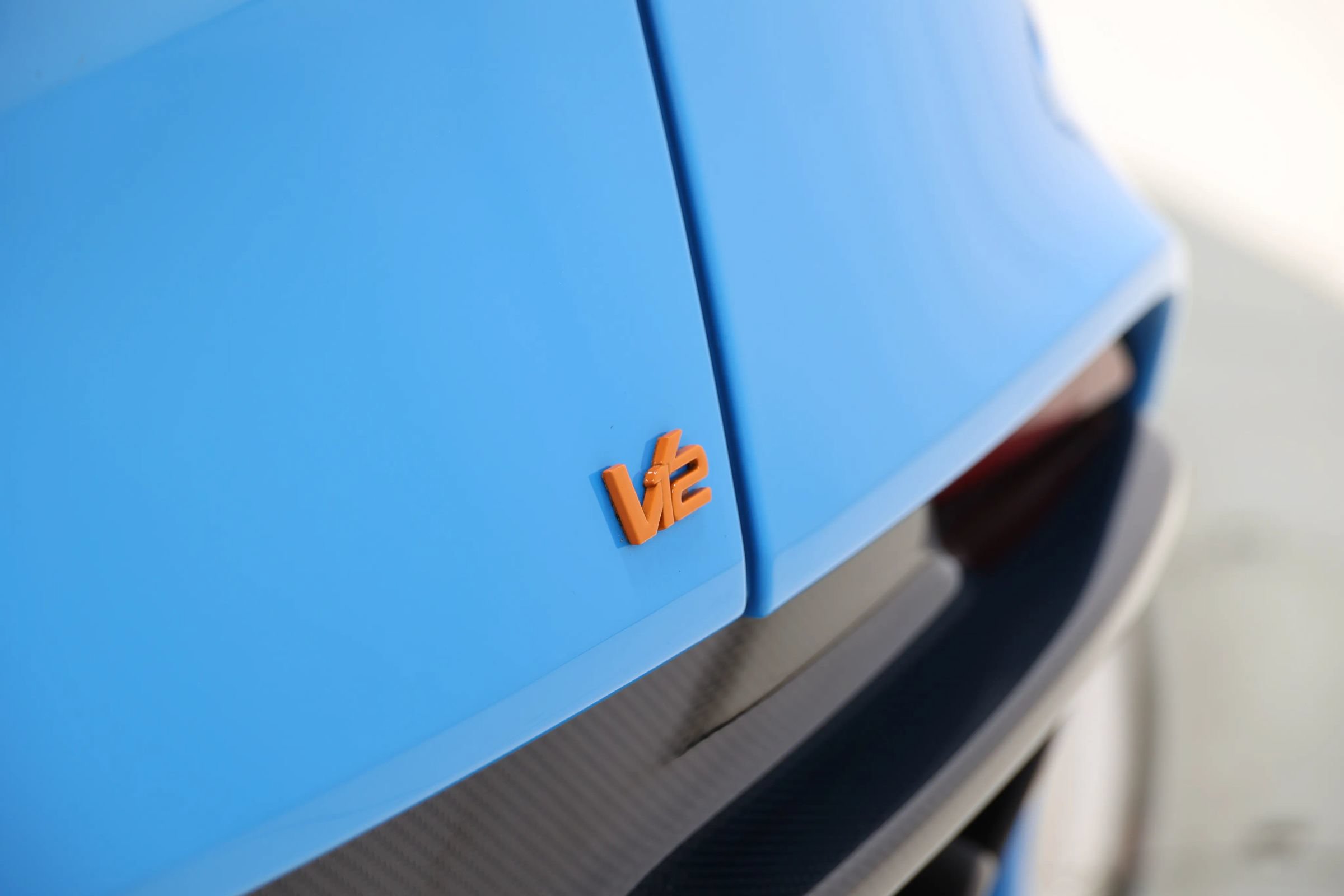 Used 2022 Aston Martin DBS Superleggera Volante RWD image 86