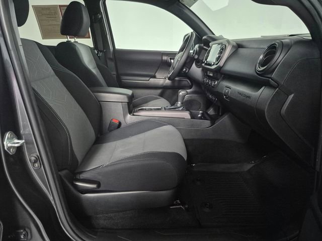 Certified 2023 Toyota Tacoma TRD Off-Road AWD/4WD image 34