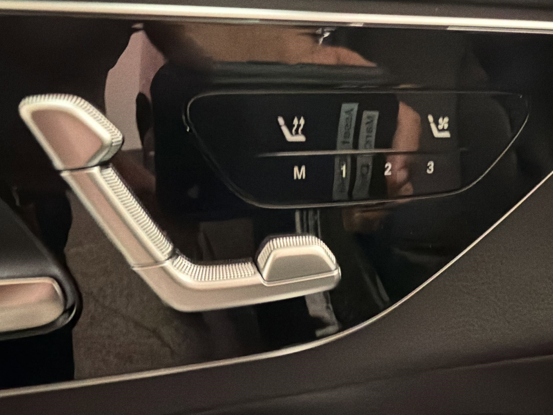 Used 2026 Mercedes-Benz GLC 300 4MATIC image 17