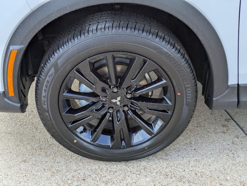New 2025 Mitsubishi Eclipse Cross AWD image 20