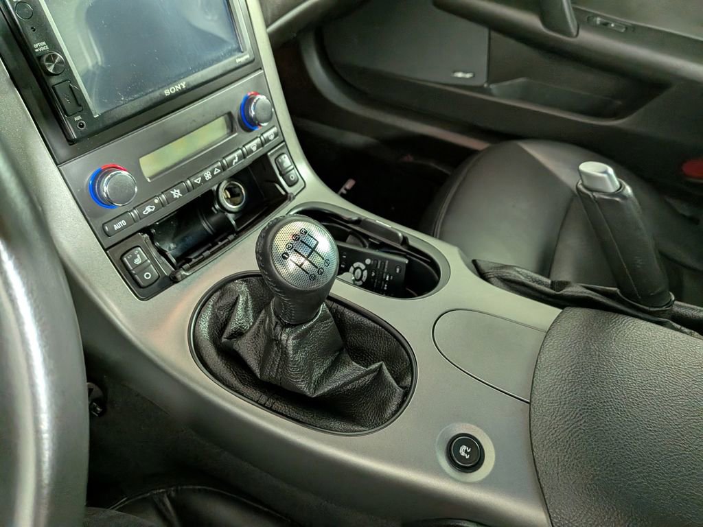 Used 2007 Chevrolet Corvette Coupe w/ Preferred Equipment Group RWD image 29
