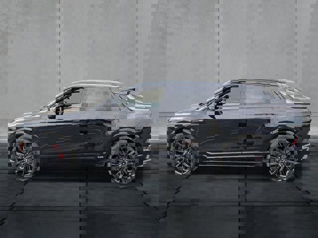 New 2026 Cadillac Lyriq V image 6