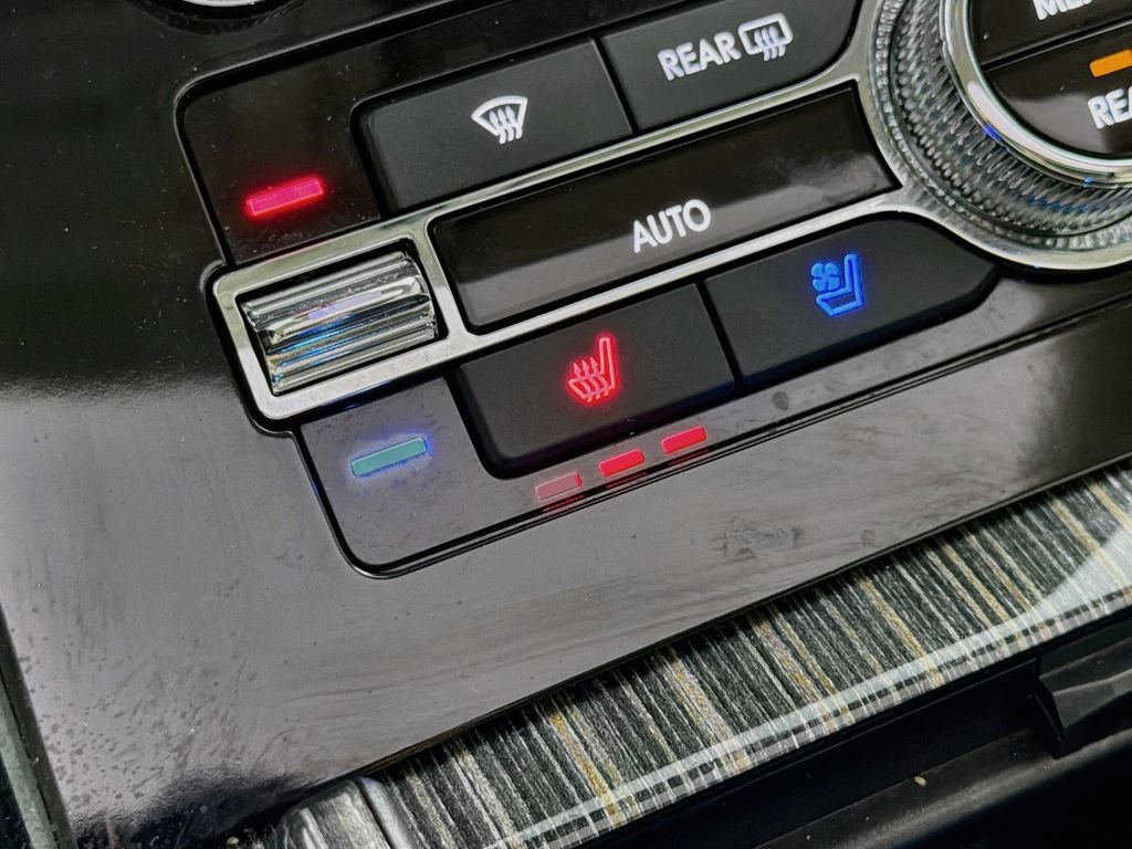 Used 2023 Lincoln Navigator L Black Label AWD/4WD image 20