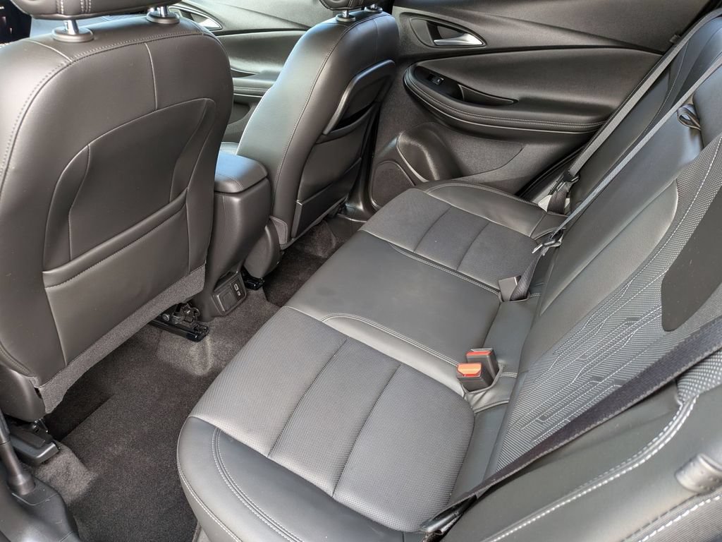 Used 2024 Buick Encore GX Avenir AWD/4WD image 27