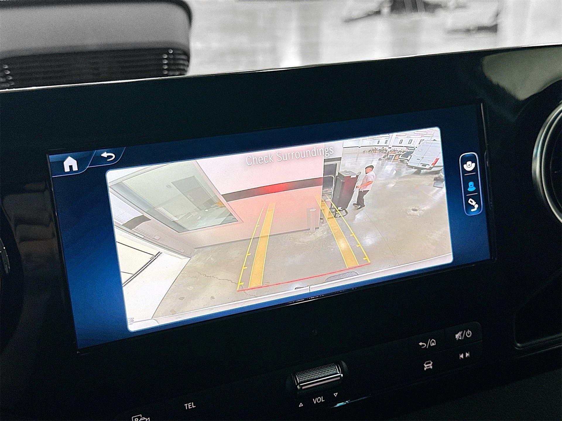 Used 2025 Mercedes-Benz Sprinter 2500 image 14