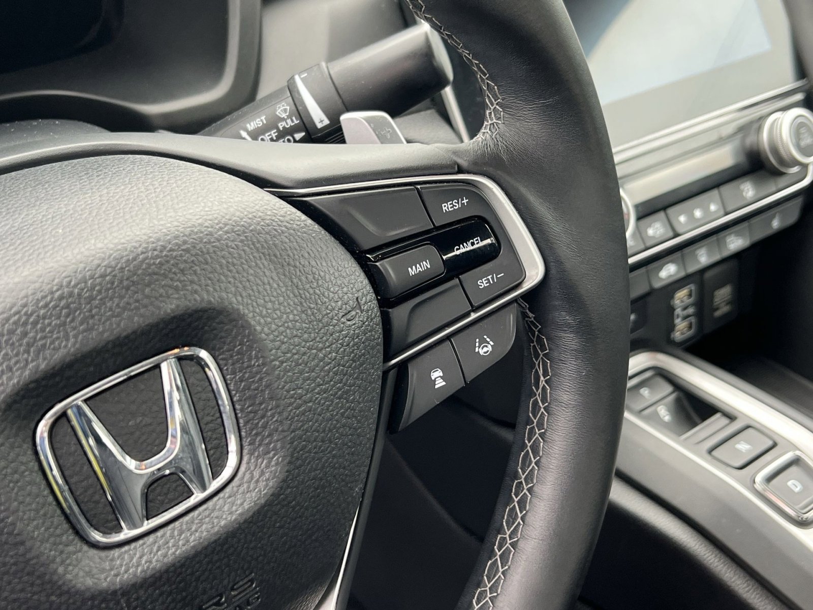 Used 2020 Honda Insight Touring image 29