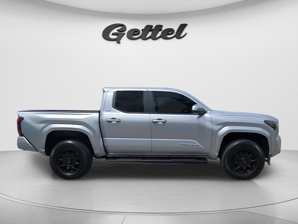 Used 2024 Toyota Tacoma SR5 RWD image 4