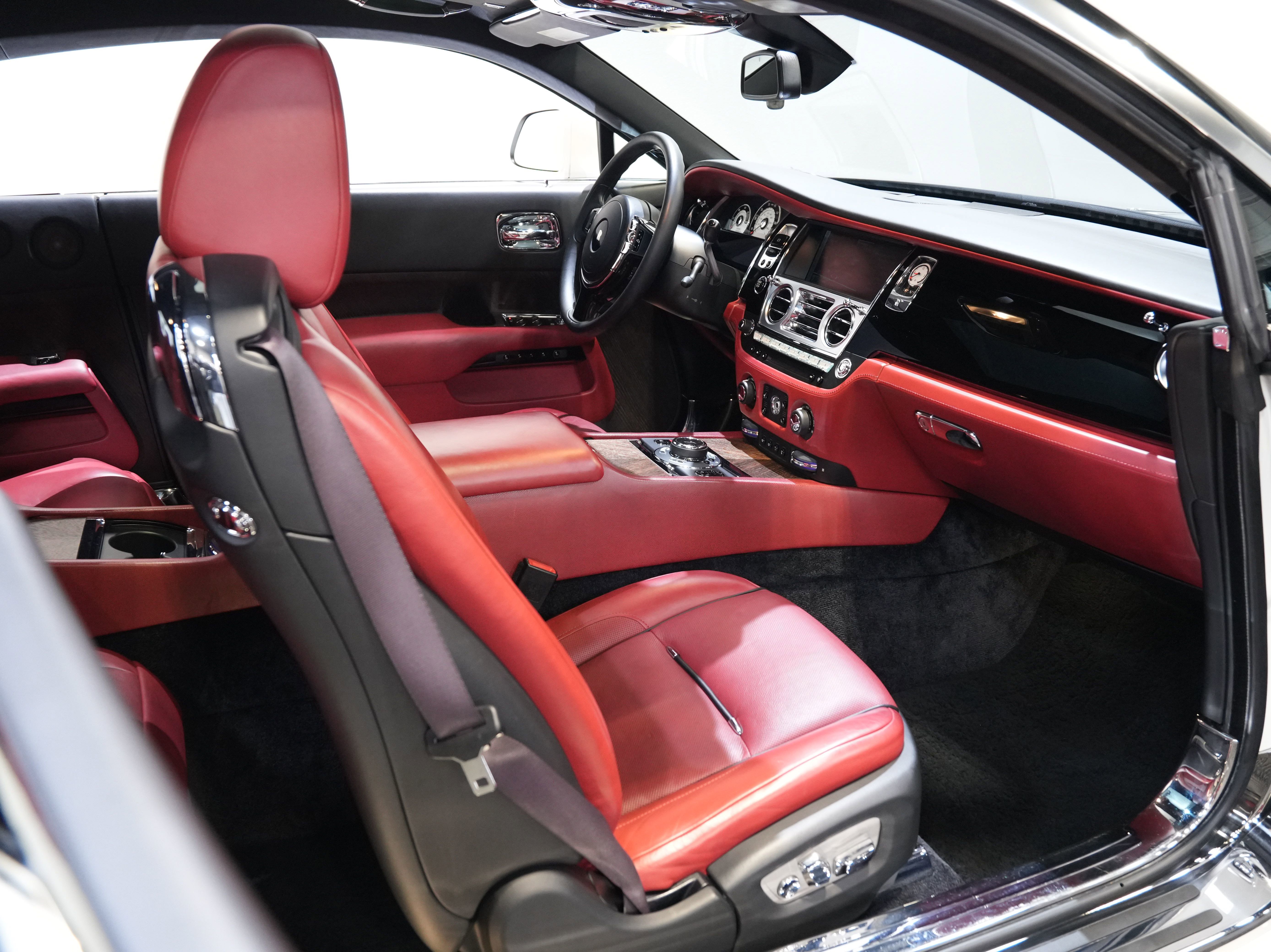 Used 2014 Rolls-Royce Wraith RWD image 37