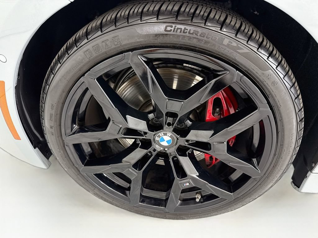 Used 2026 BMW 330i Sedan w/ M Sport Package RWD image 29