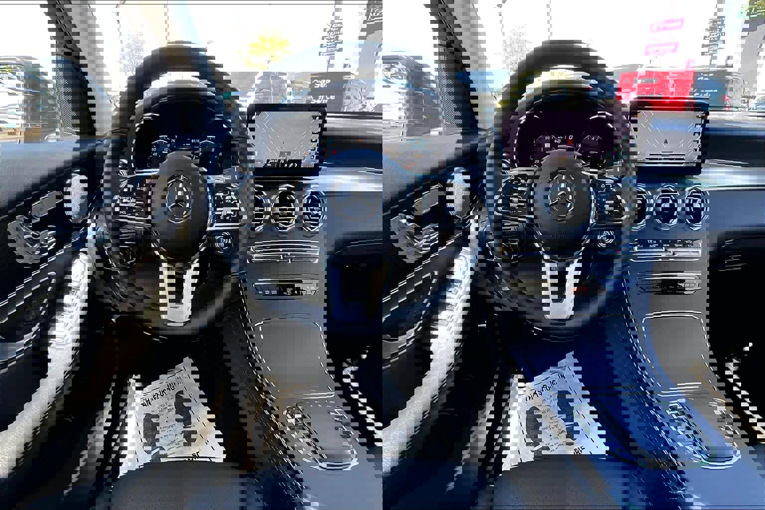 Used 2021 Mercedes-Benz GLC 300 4MATIC image 6