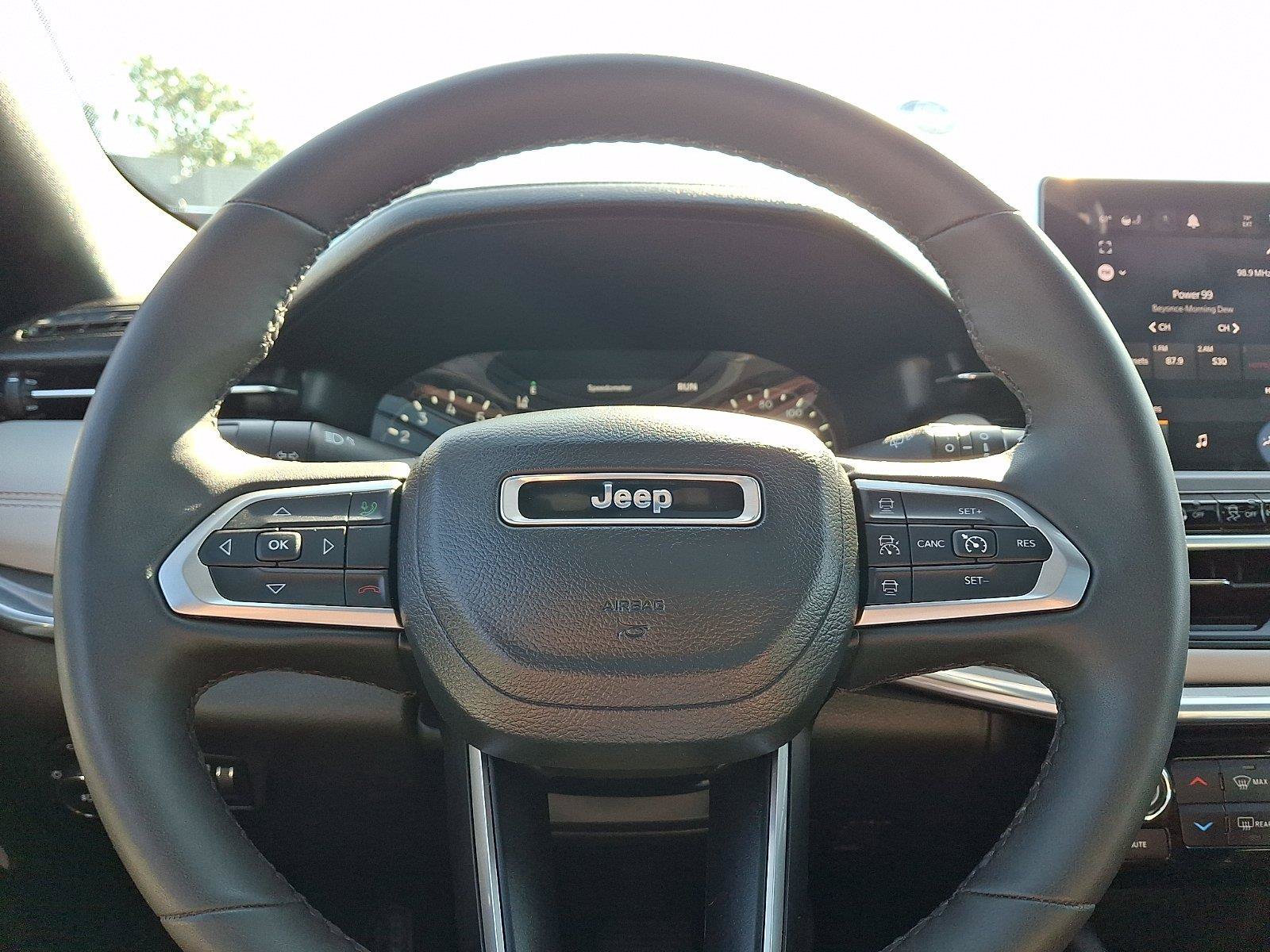 Used 2023 Jeep Compass Limited w/ Sun and Sound Group AWD/4WD image 20