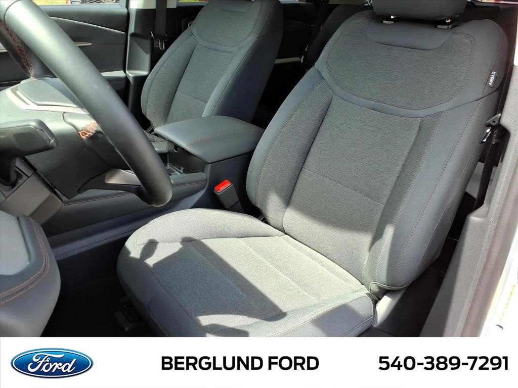 Used 2026 Ford Explorer Active image 17