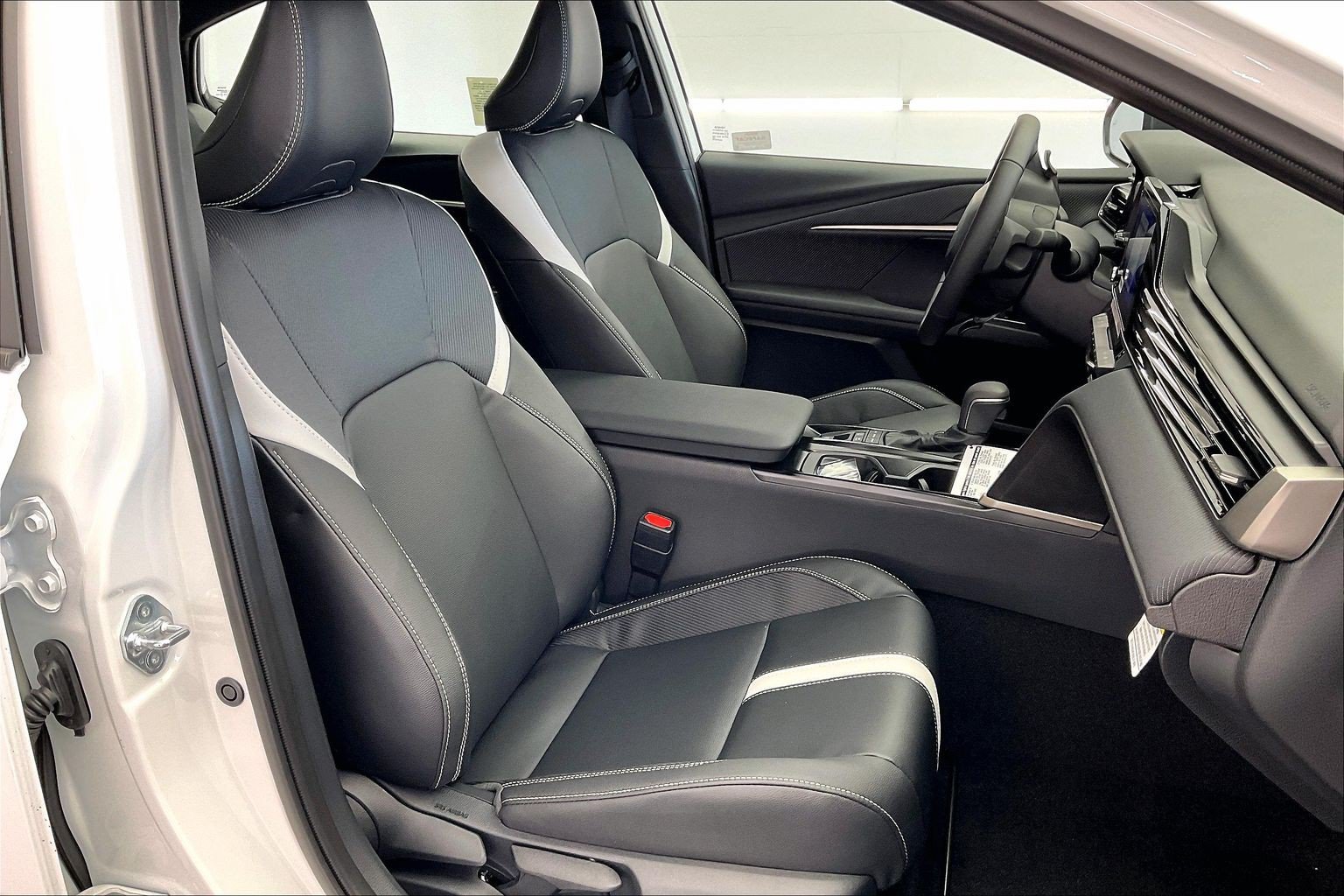 New 2026 Toyota Camry SE w/ Convenience Package FWD image 9