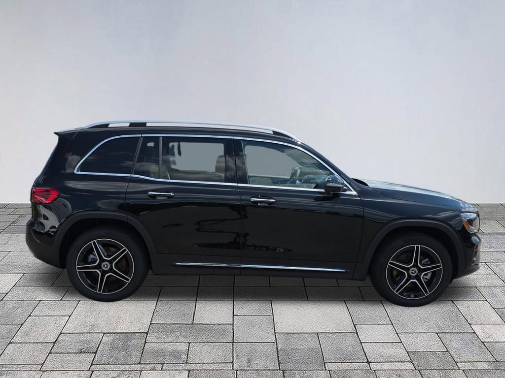 New 2026 Mercedes-Benz GLB 250 image 8