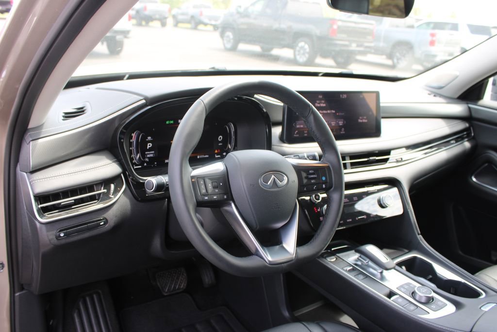 Used 2025 INFINITI QX60 Luxe AWD/4WD image 22