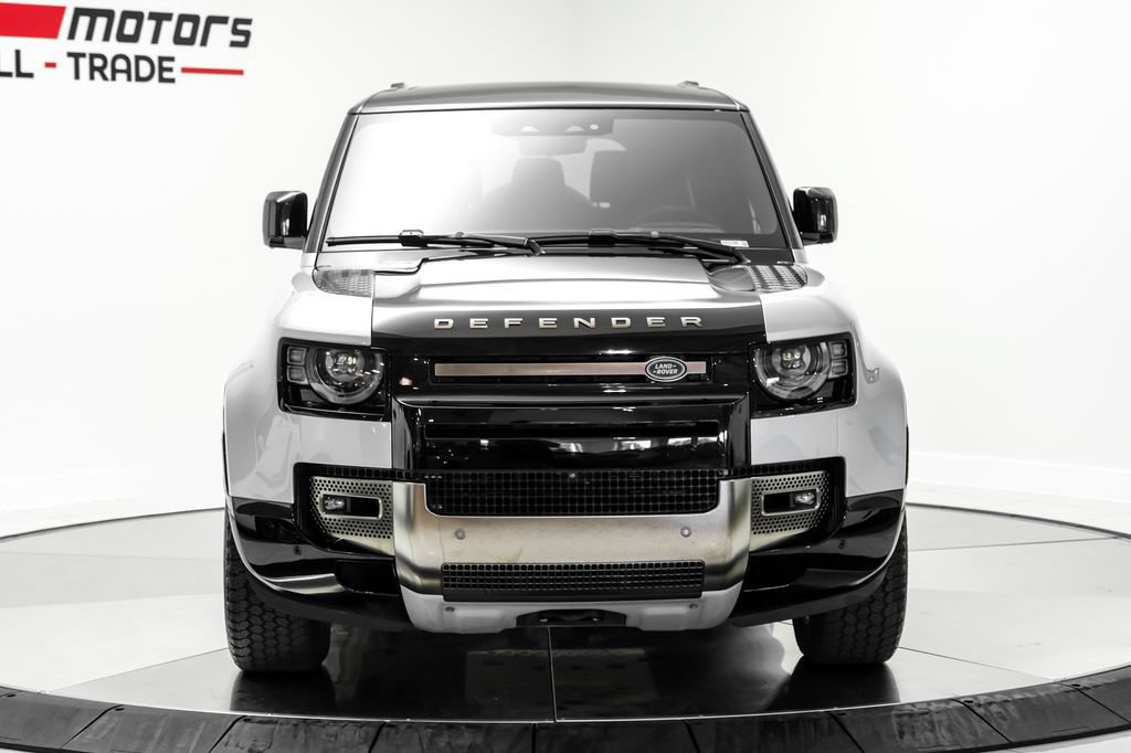 Used 2024 Land Rover Defender 130 X AWD/4WD image 2