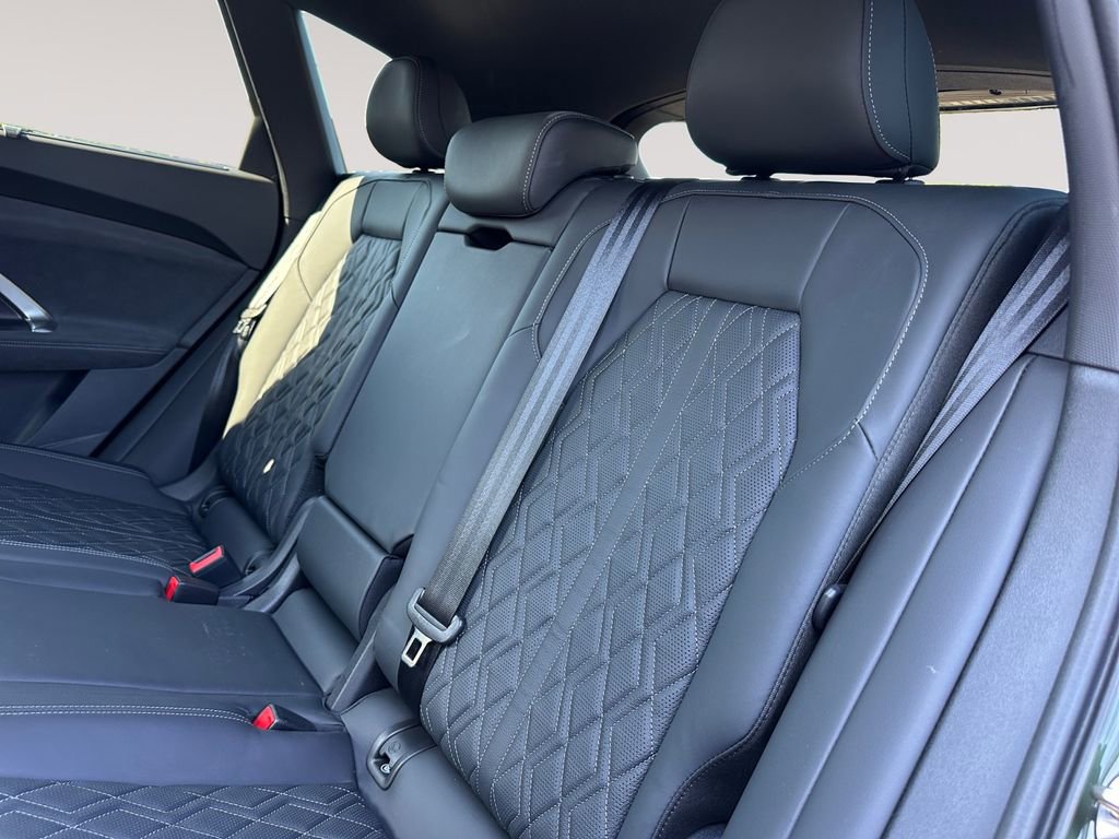 Used 2025 Audi SQ5 Prestige AWD/4WD image 13