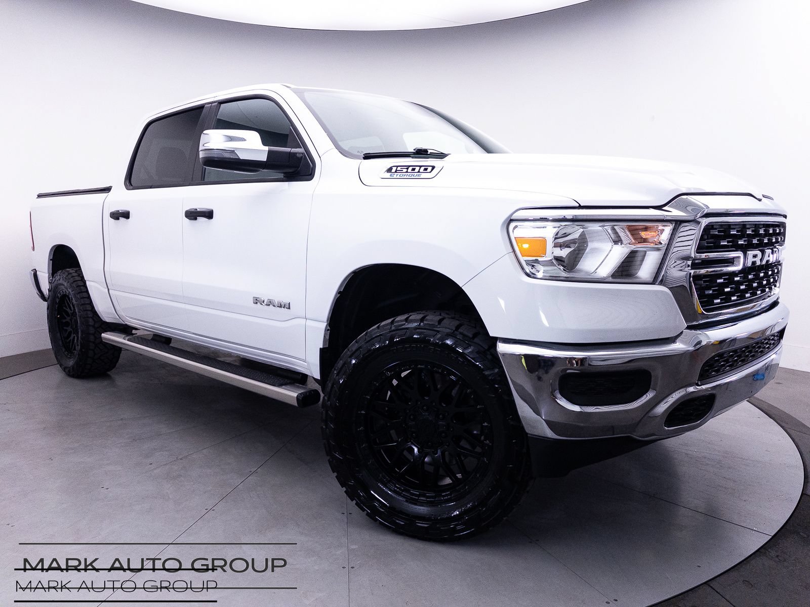 Used 2023 RAM 1500 4x4 Crew Cab