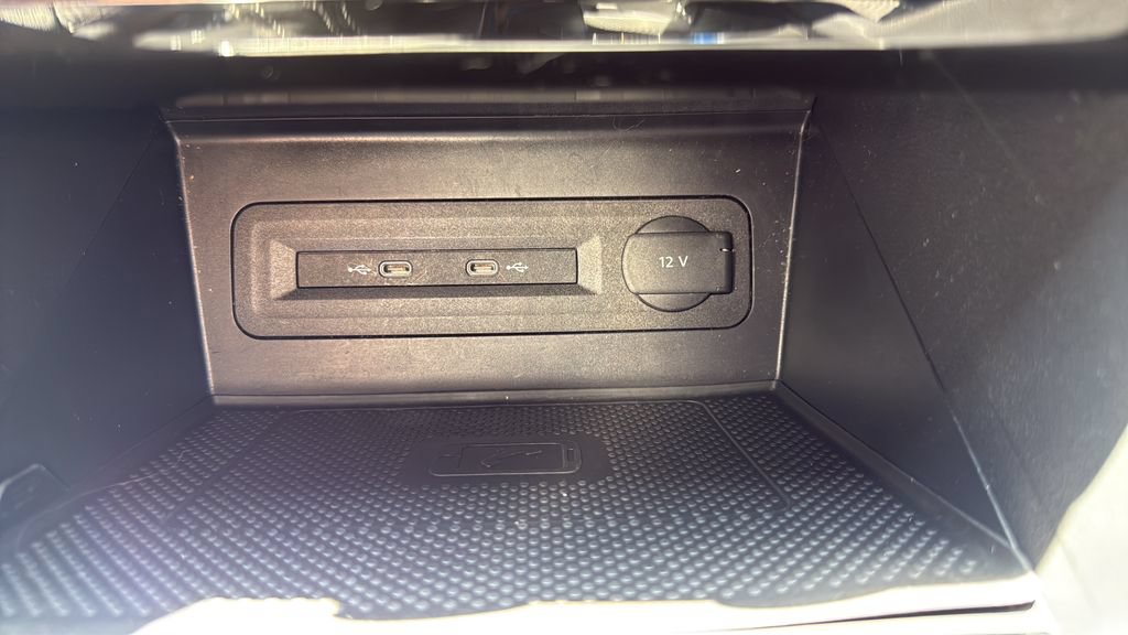 Used 2023 Volkswagen Atlas Cross Sport SEL AWD/4WD image 36