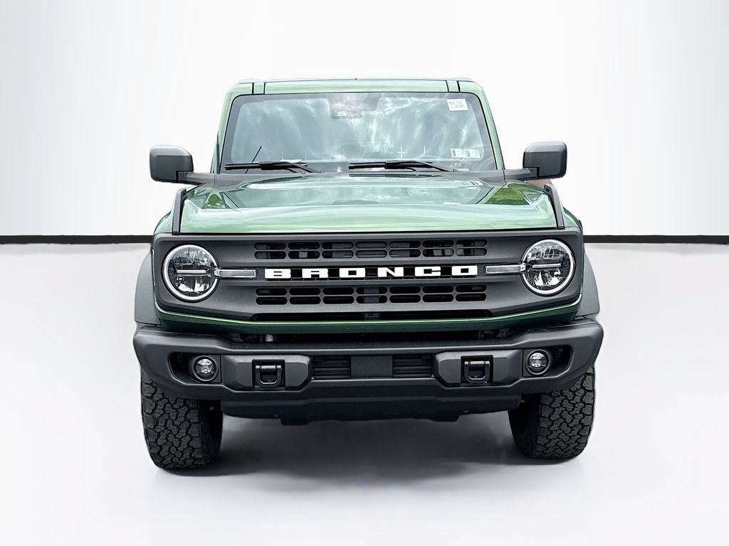 Used 2023 Ford Bronco Black Diamond AWD/4WD image 2