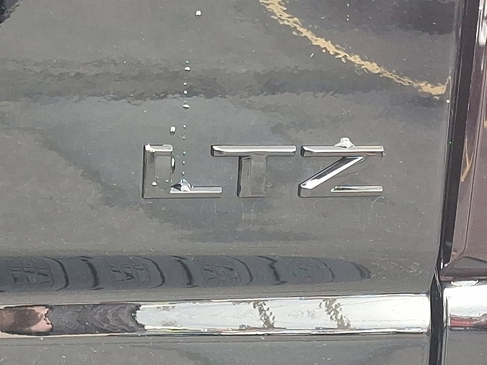 Used 2026 Chevrolet Silverado 2500 LTZ w/ LTZ Plus Package image 30