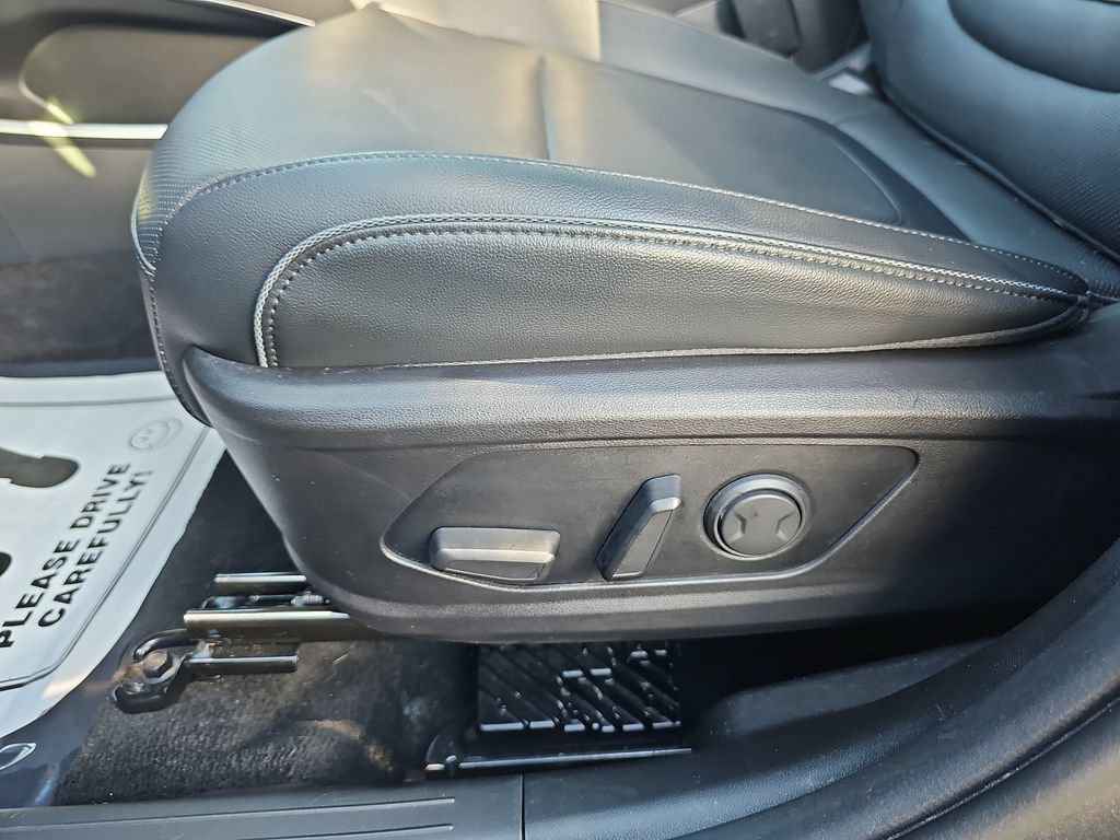 Used 2022 Hyundai Tucson Limited FWD image 28