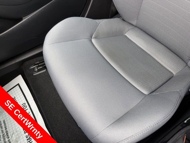 Used 2025 Toyota Corolla SE FWD image 27