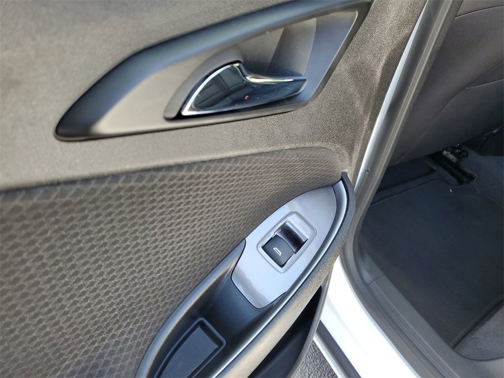 Used 2023 Chevrolet Malibu LT image 10