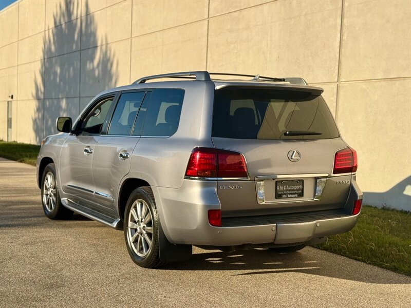 Used 2010 Lexus LX 570 4WD image 8