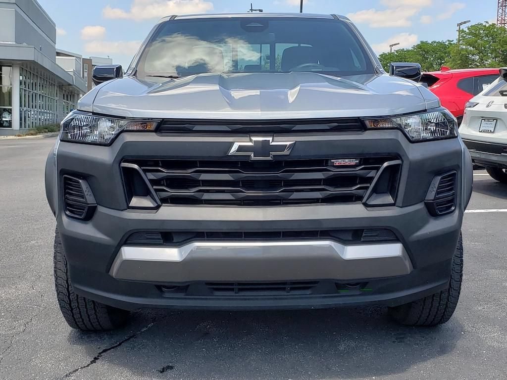 Used 2024 Chevrolet Colorado Trail Boss w/ Advanced Trailering Package AWD/4WD video 2